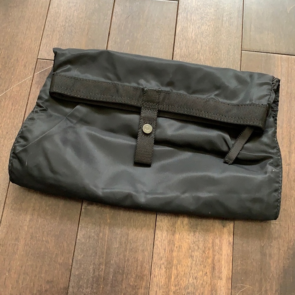 Lululemon Toiletries Bag never used